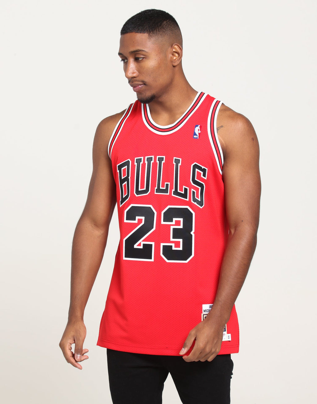 Mitchell & Ness Chicago Bulls Michael Jordan #23 Authentic NBA Jersey Red