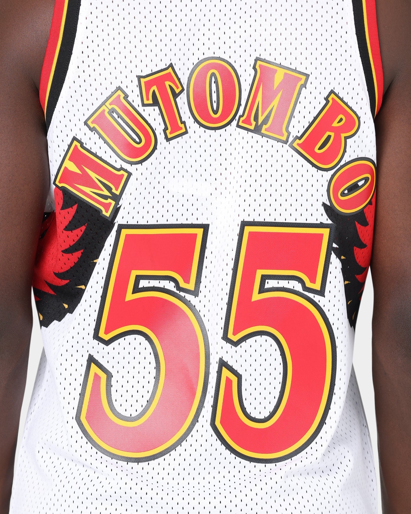 Mitchell & Ness Atlanta Hawks Dikembe Mutombo '96-'97 NBA Swingman Jersey White