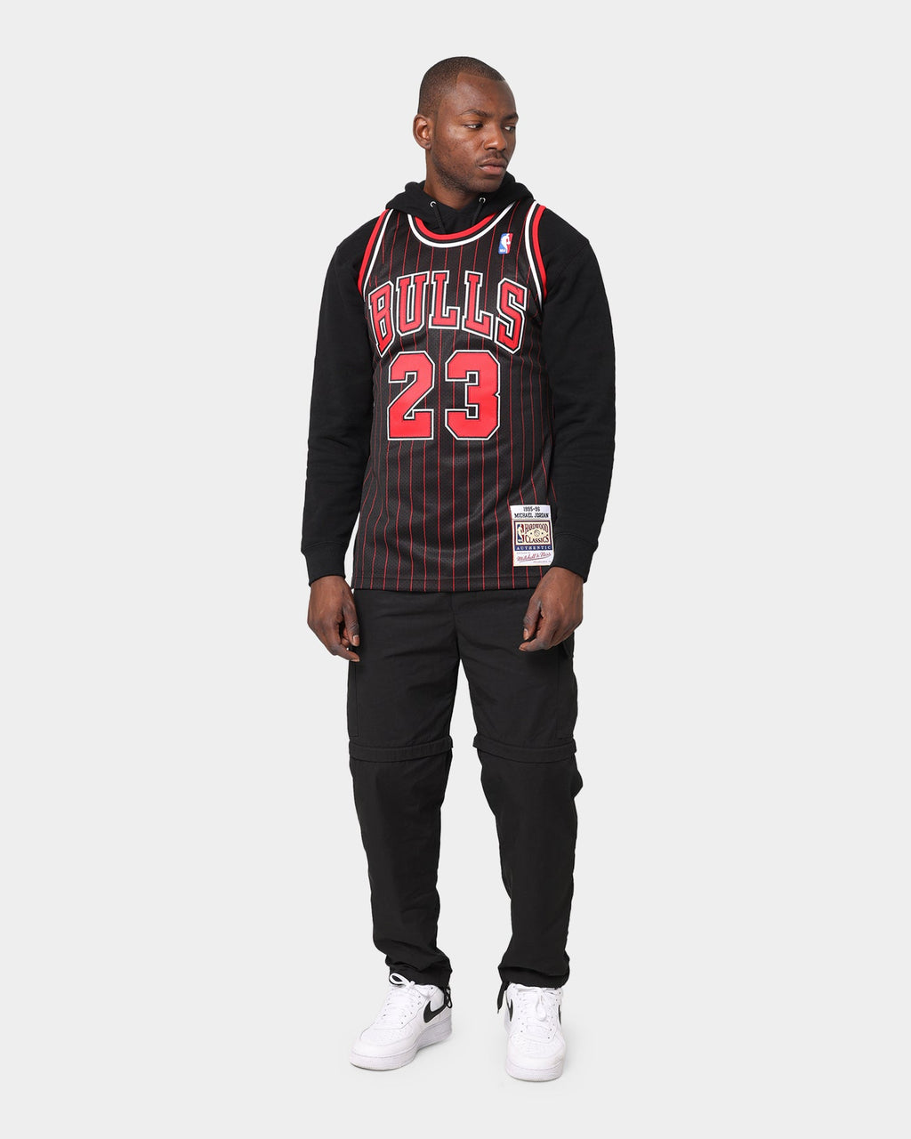 Mitchell & Ness Chicago Bulls Michael Jordan '95-'96 #23 Authentic Jersey Black