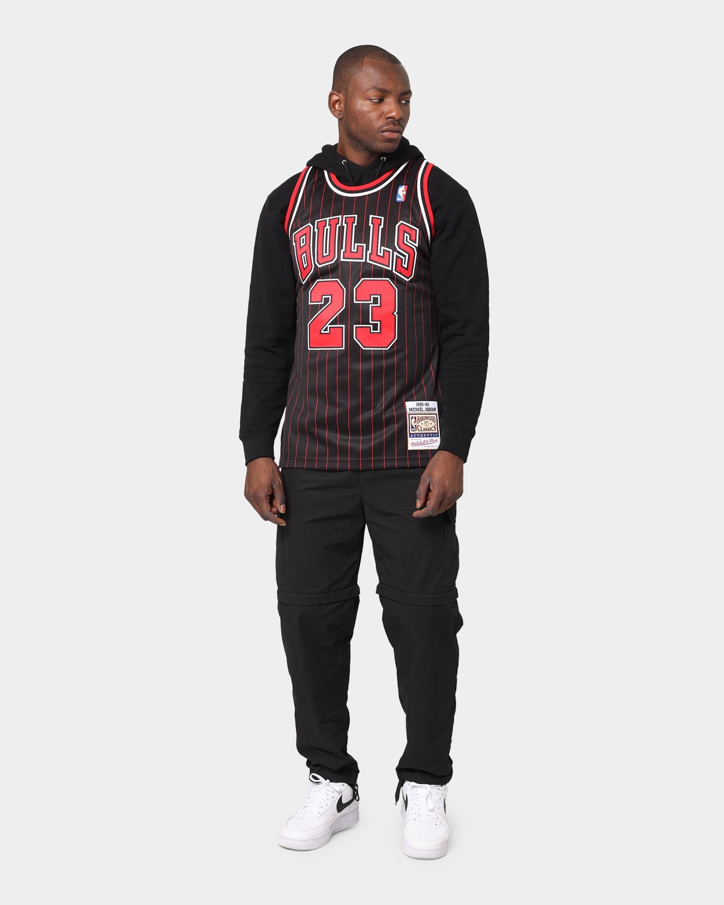 Mitchell & Ness Chicago Bulls Michael Jordan '95-'96 #23 Authentic Jersey Black