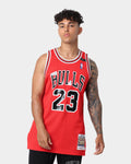 Mitchell & Ness Chicago Bulls Michael Jordan #23 '91-'92 Authentic Jersey Red