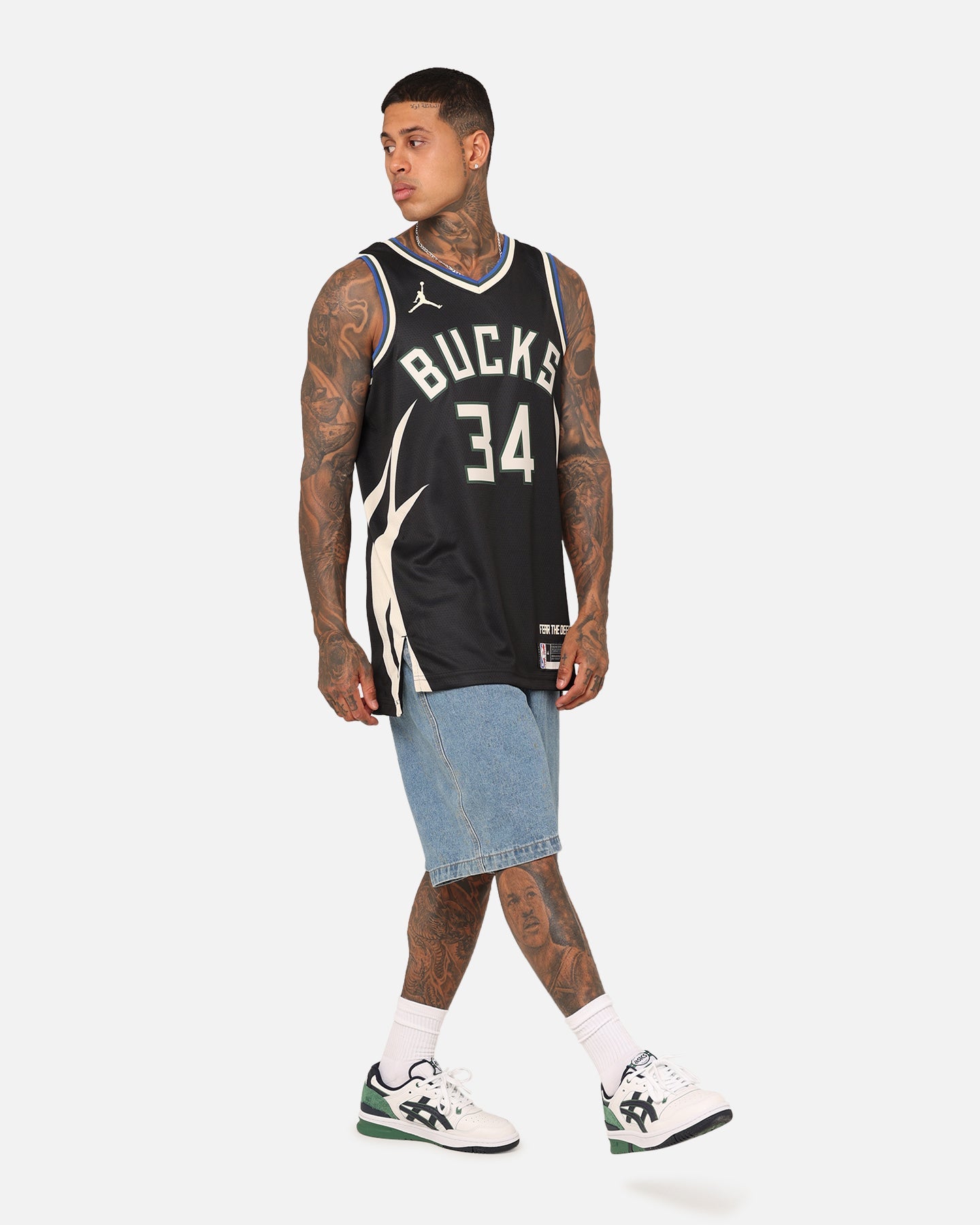 Nike Milwaukee Bucks Giannis Antetokounmpo Statement Edition Dri-FIT NBA Swingman Jersey Black