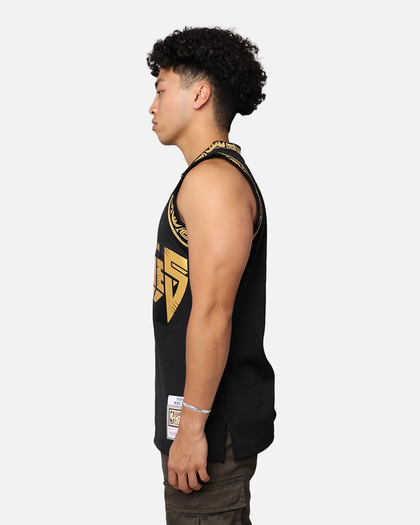 Mitchell & Ness Memphis Grizzlies Mike Bibby '98-99 Swingman Jersey Black/Gold