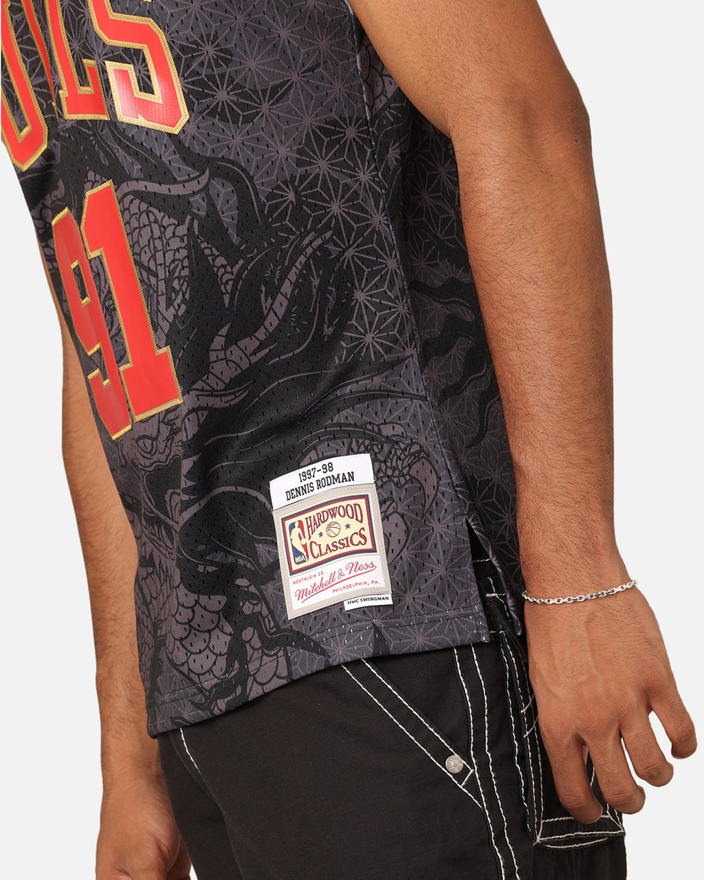Mitchell & Ness Chicago Bulls Dennis Rodman '97-98 Year of the Dragon Swingman Jersey Black/Red