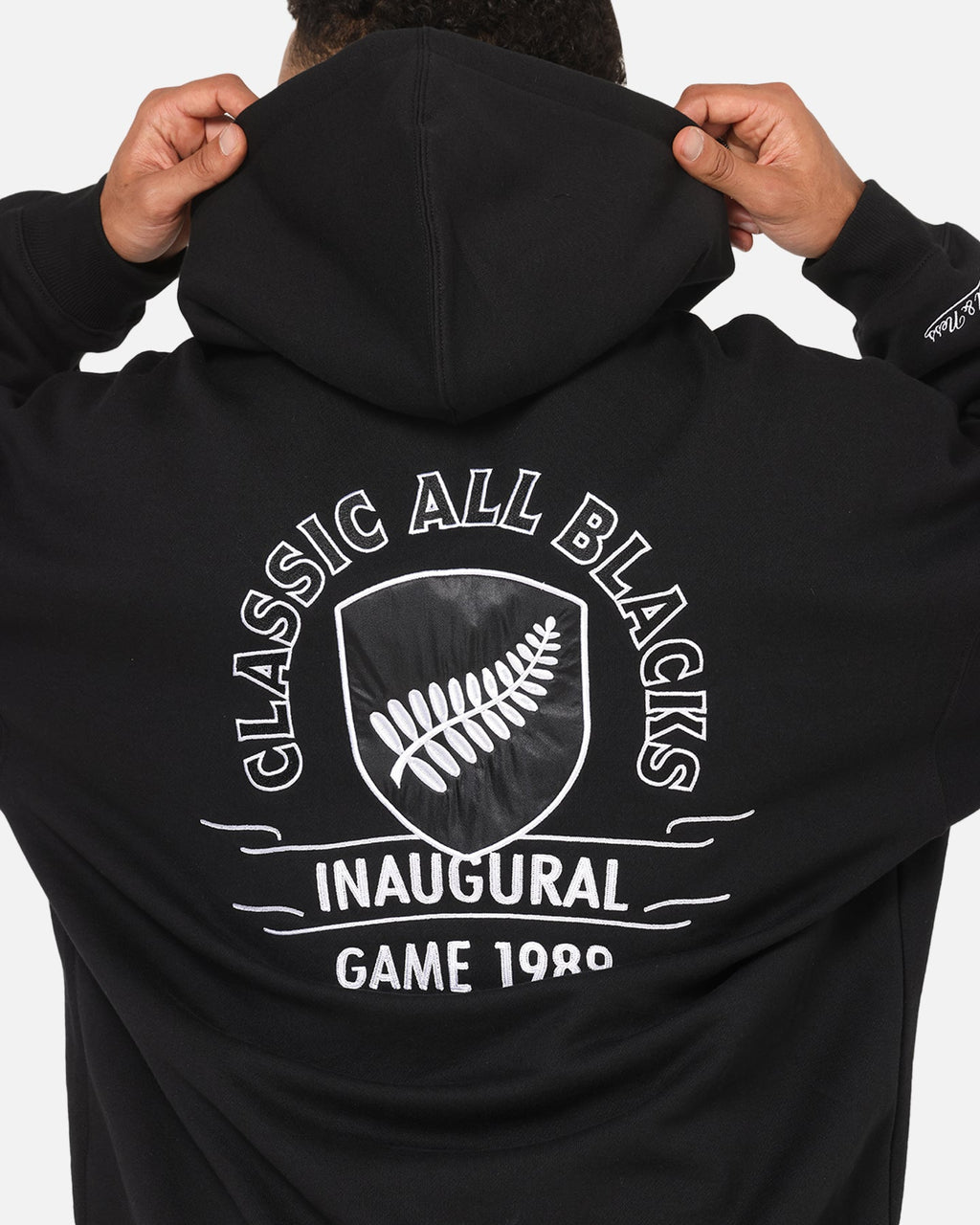 Mitchell & Ness All Blacks Rugby Union Classic Silver Fern Hoodie Solid Black
