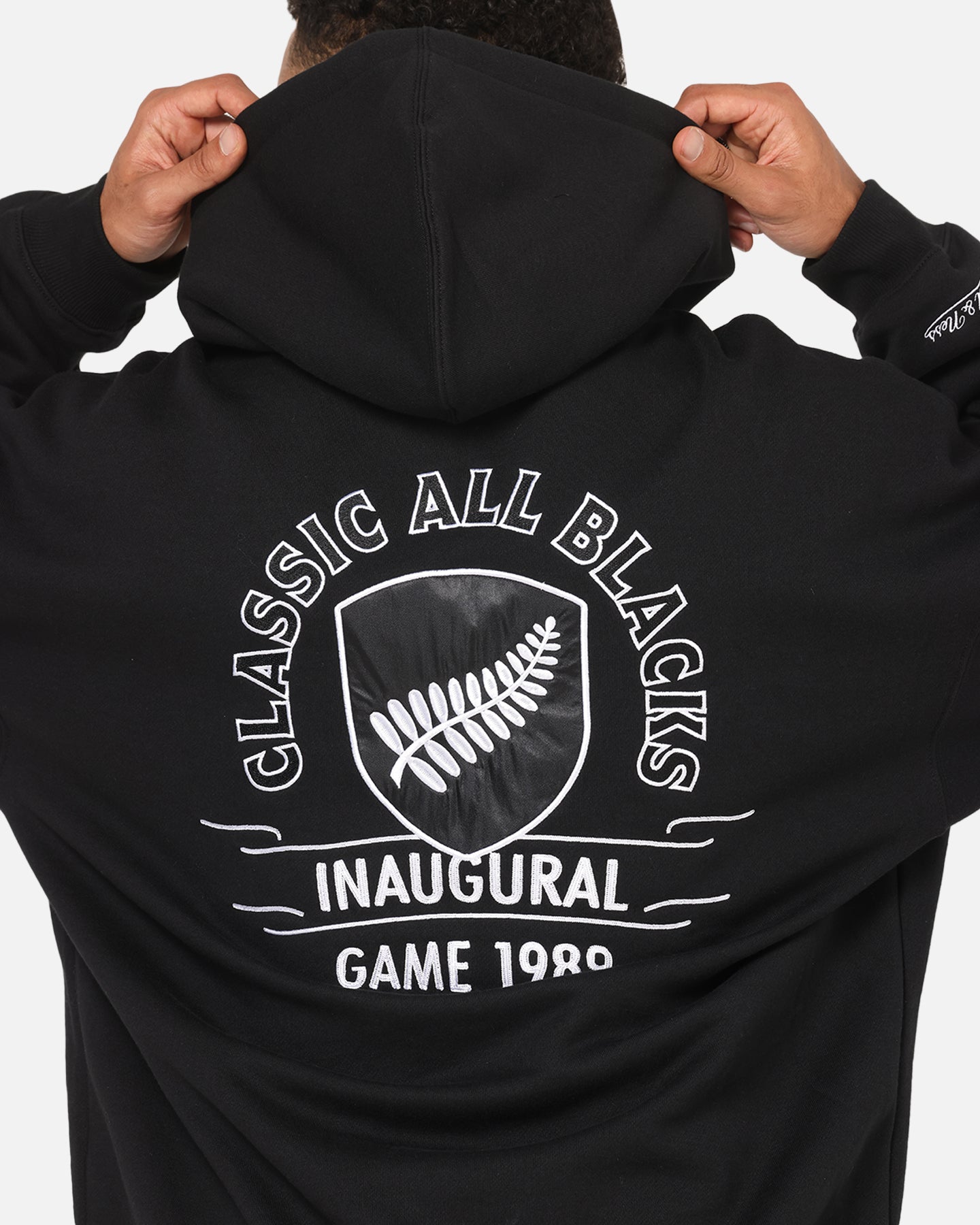Mitchell & Ness All Blacks Rugby Union Classic Silver Fern Hoodie Solid Black