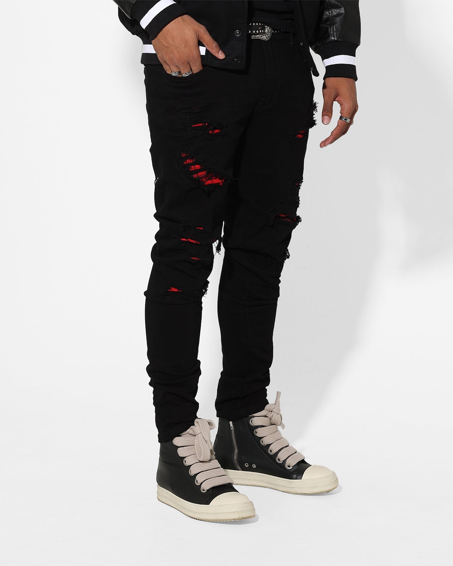 Saint Morta Tarta Summum Jean Black