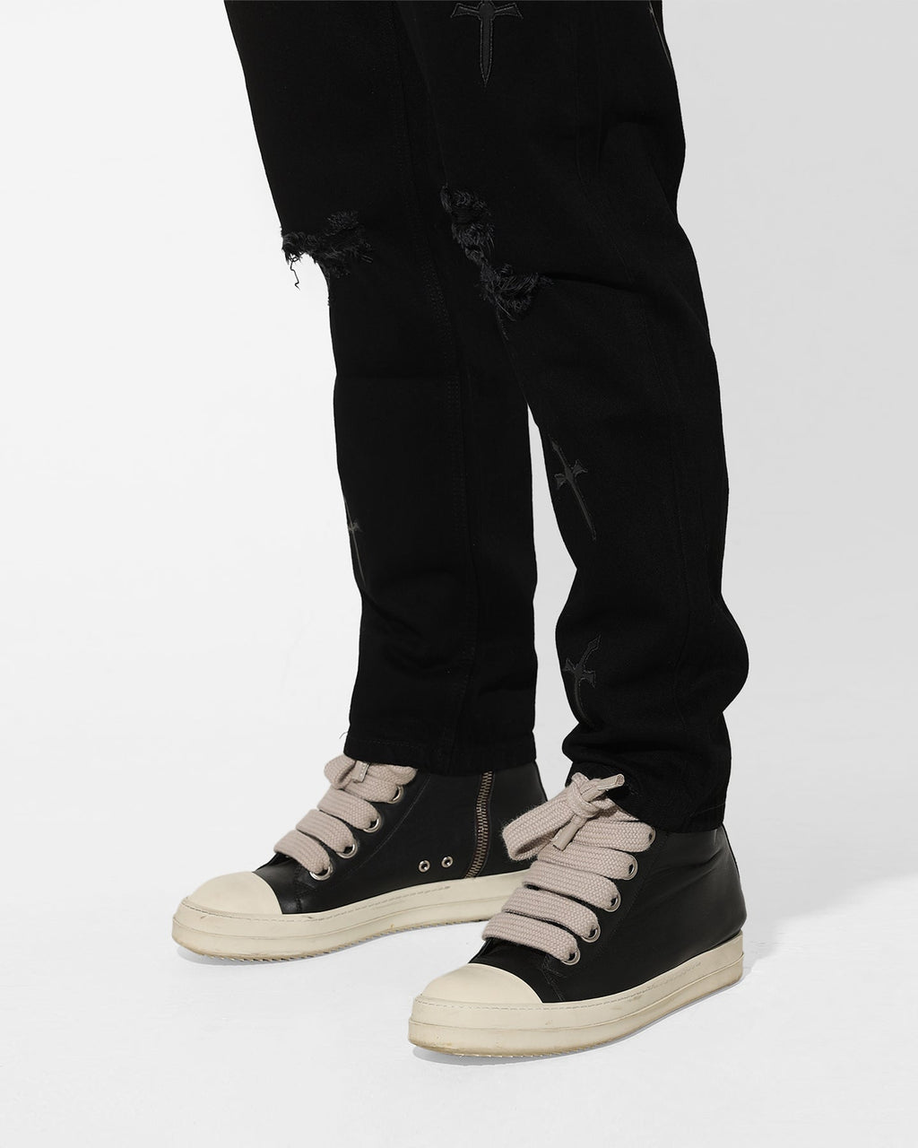 Saint Morta Daggers Relaxed JeansBlack