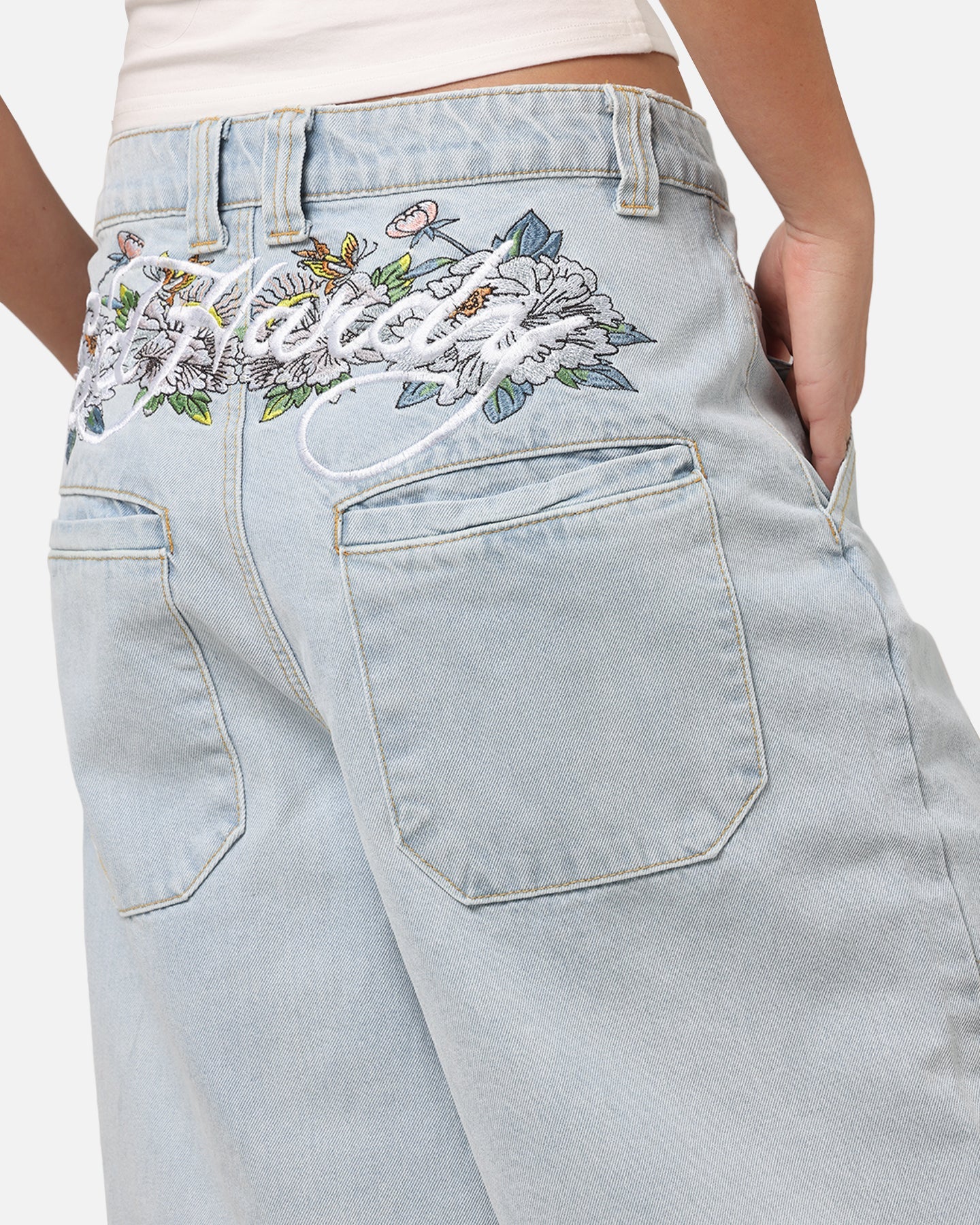 Ed Hardy Women's Flora Jorts Light Wash